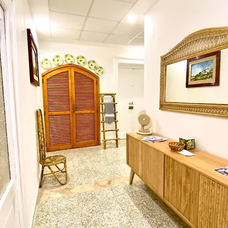 아파트 Casa Smeraldo Salento, A Strapiombo Sul Mare 산타체사리텀