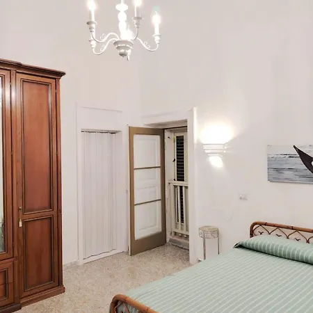 Casa Smeraldo Salento, A Strapiombo Sul Mare 아파트 *